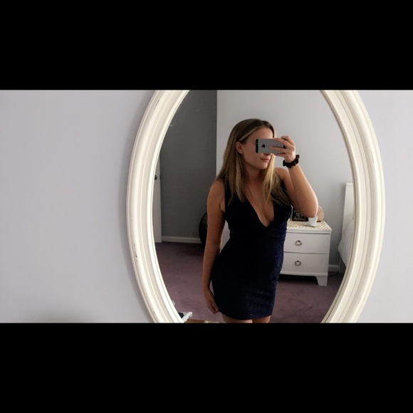 Dress - Picture 1 of 2